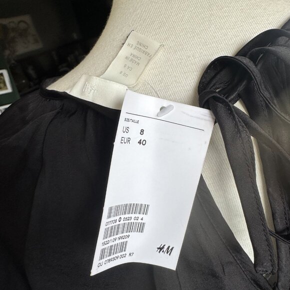 1.State Black Off The Shoulder Top - Picture 8 of 8